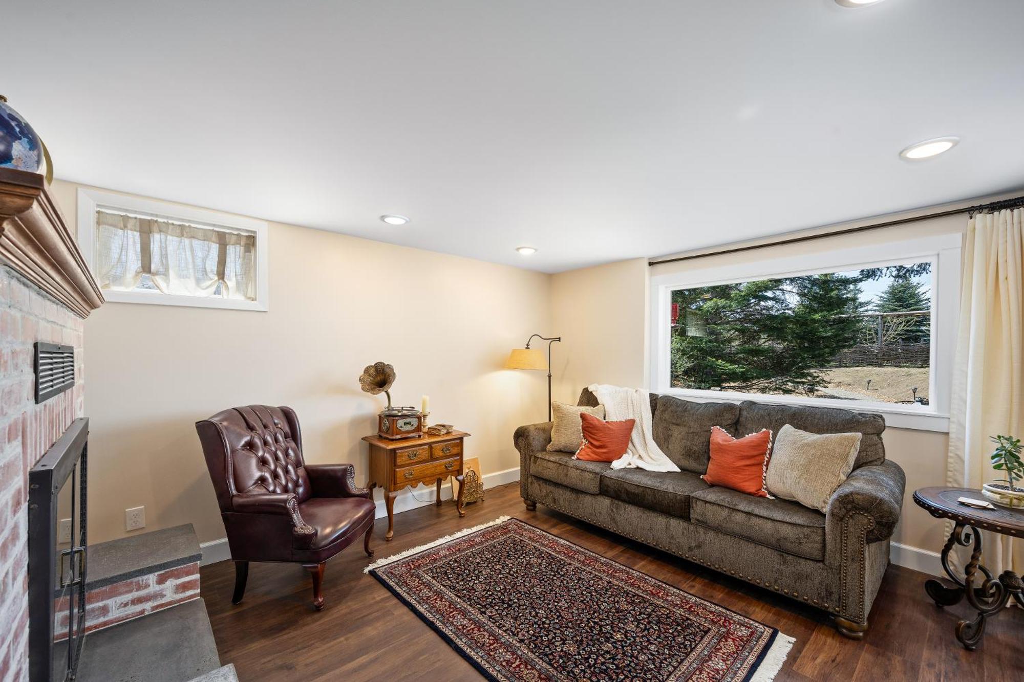 Country Cottage Basement Apartment Hayden Exterior photo